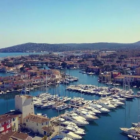 In Port Sleeps 4 Grimaud